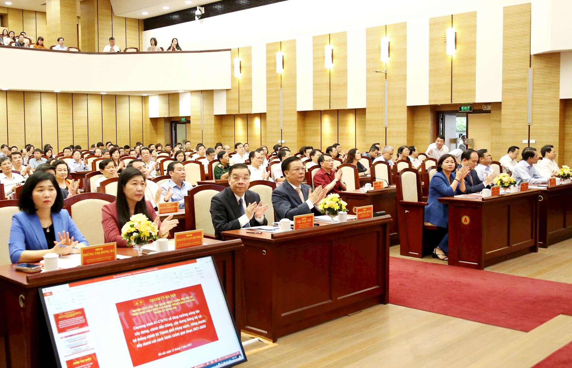 Hơn 35 000 cán bộ học tập, quán triệt 10 chương trình công tác của Thành ủy Hà Nội khóa XVII